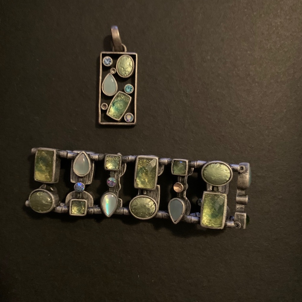 Lia Sophia bracelet and slide set